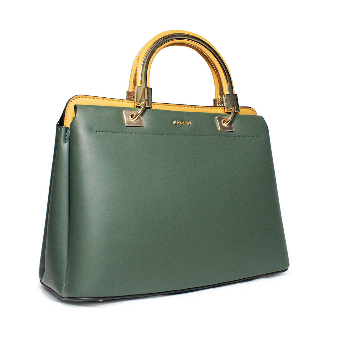 Elegant Leather Handbag – Timeless Style with Premium Finish