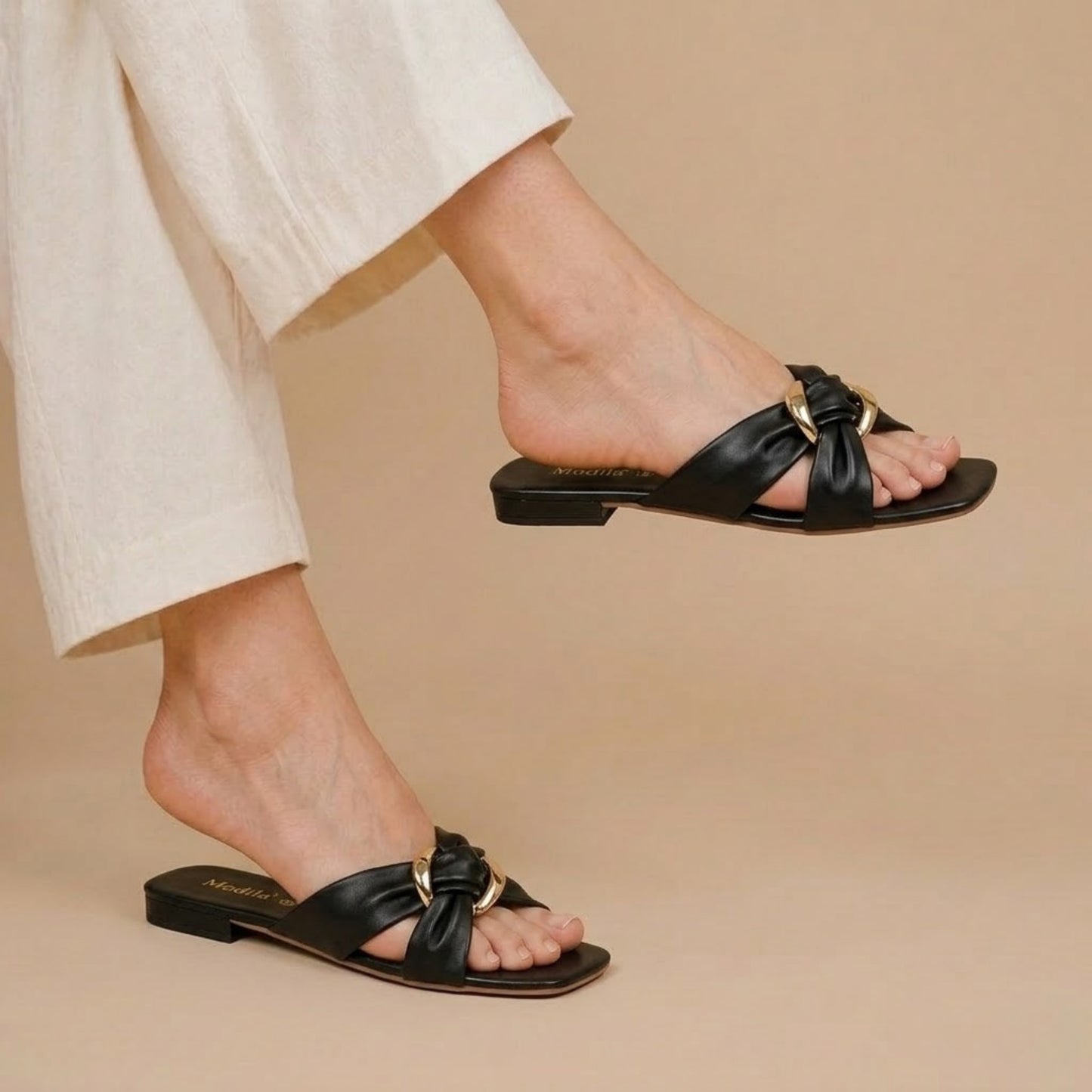 KNOT-BLACK