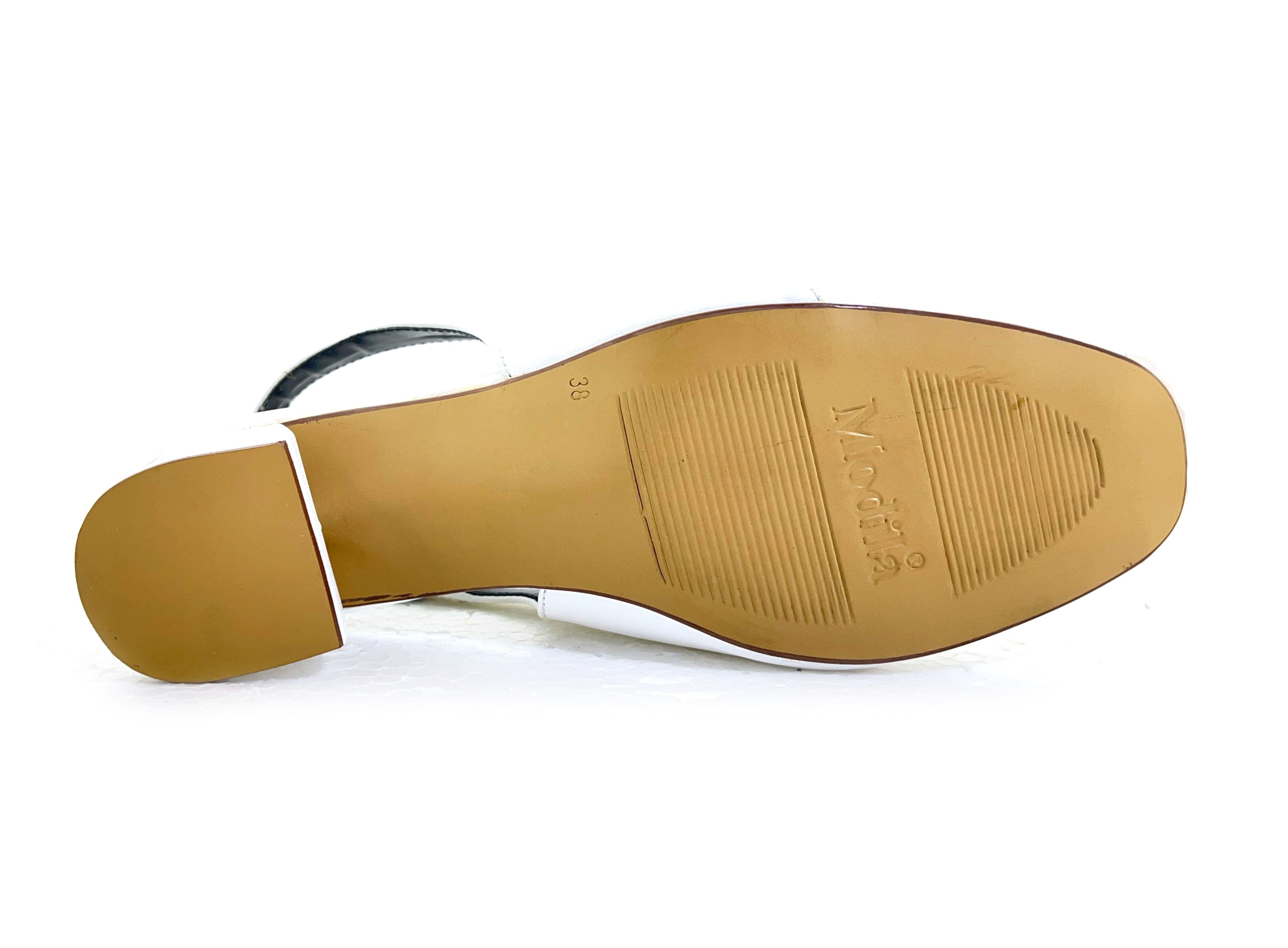 Minimalistic Elegance