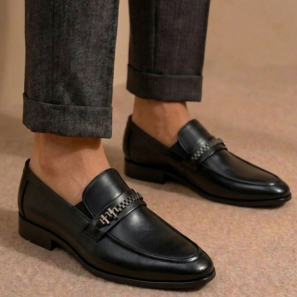 MONARCH-BLACK