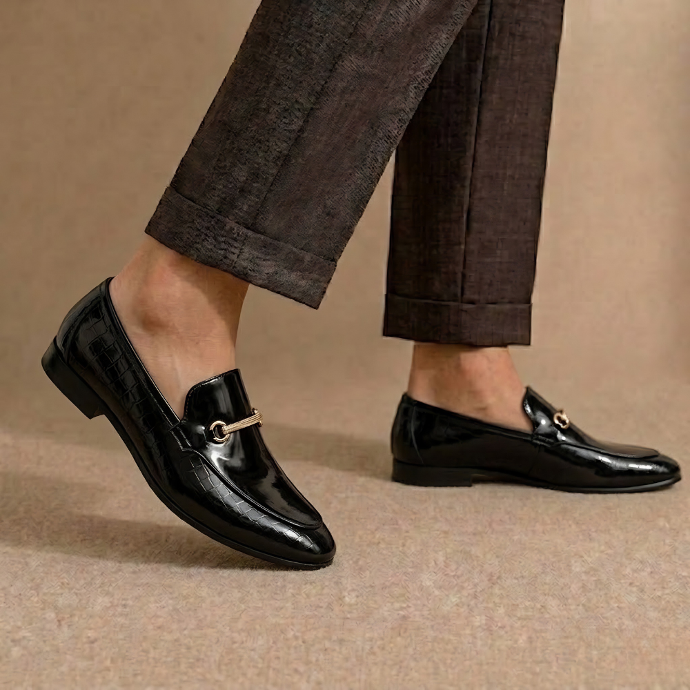 SABLE-BLACK