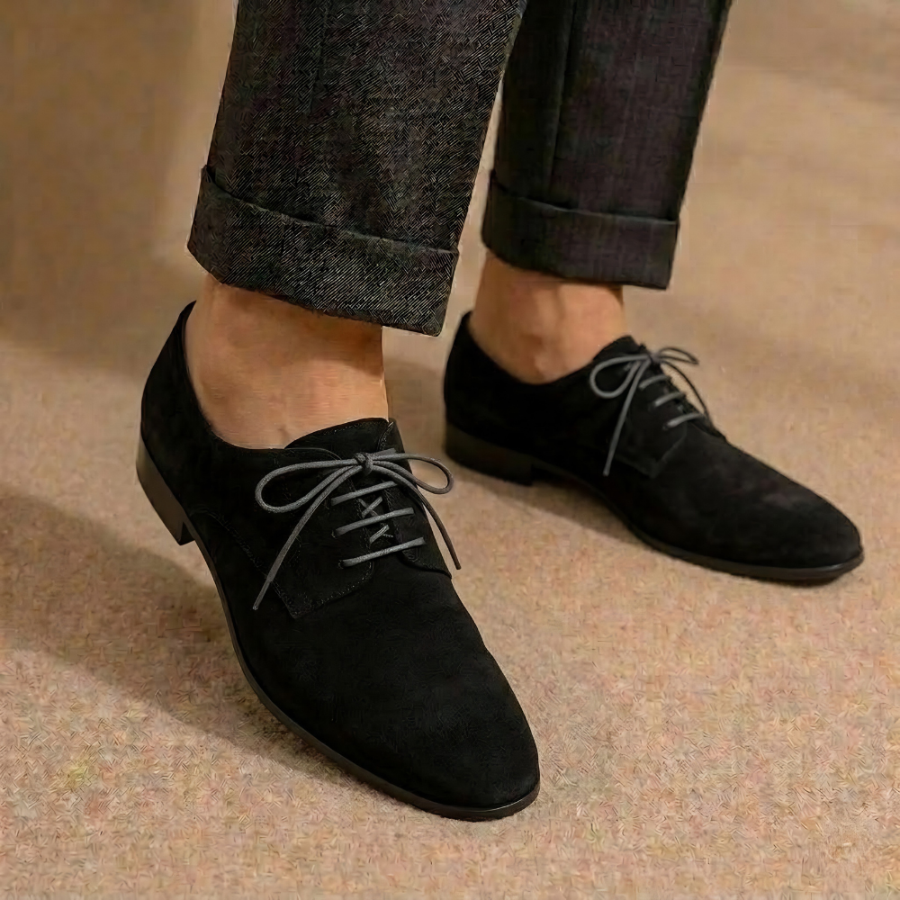 PHANTOM-BLACK