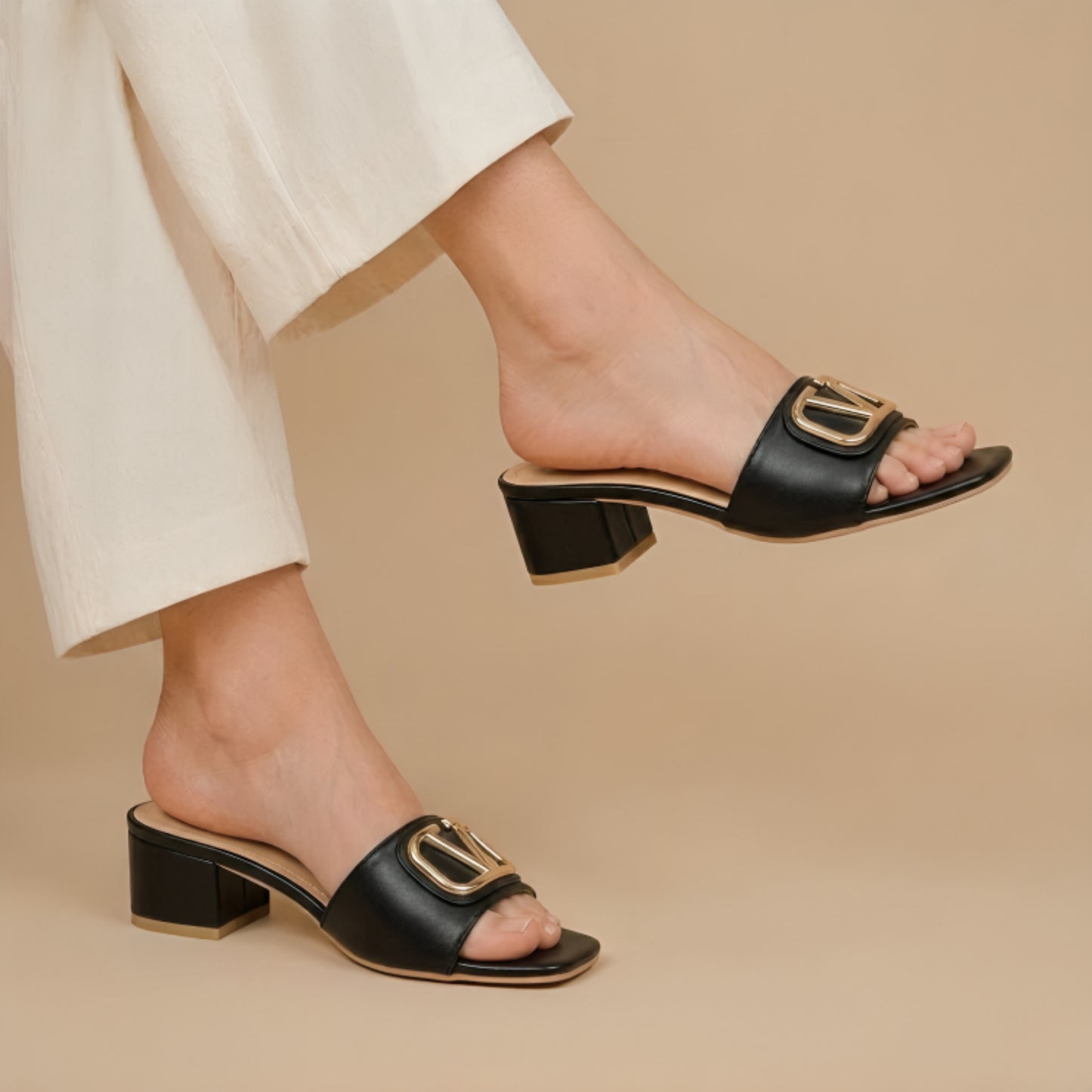 VERA-BLACK