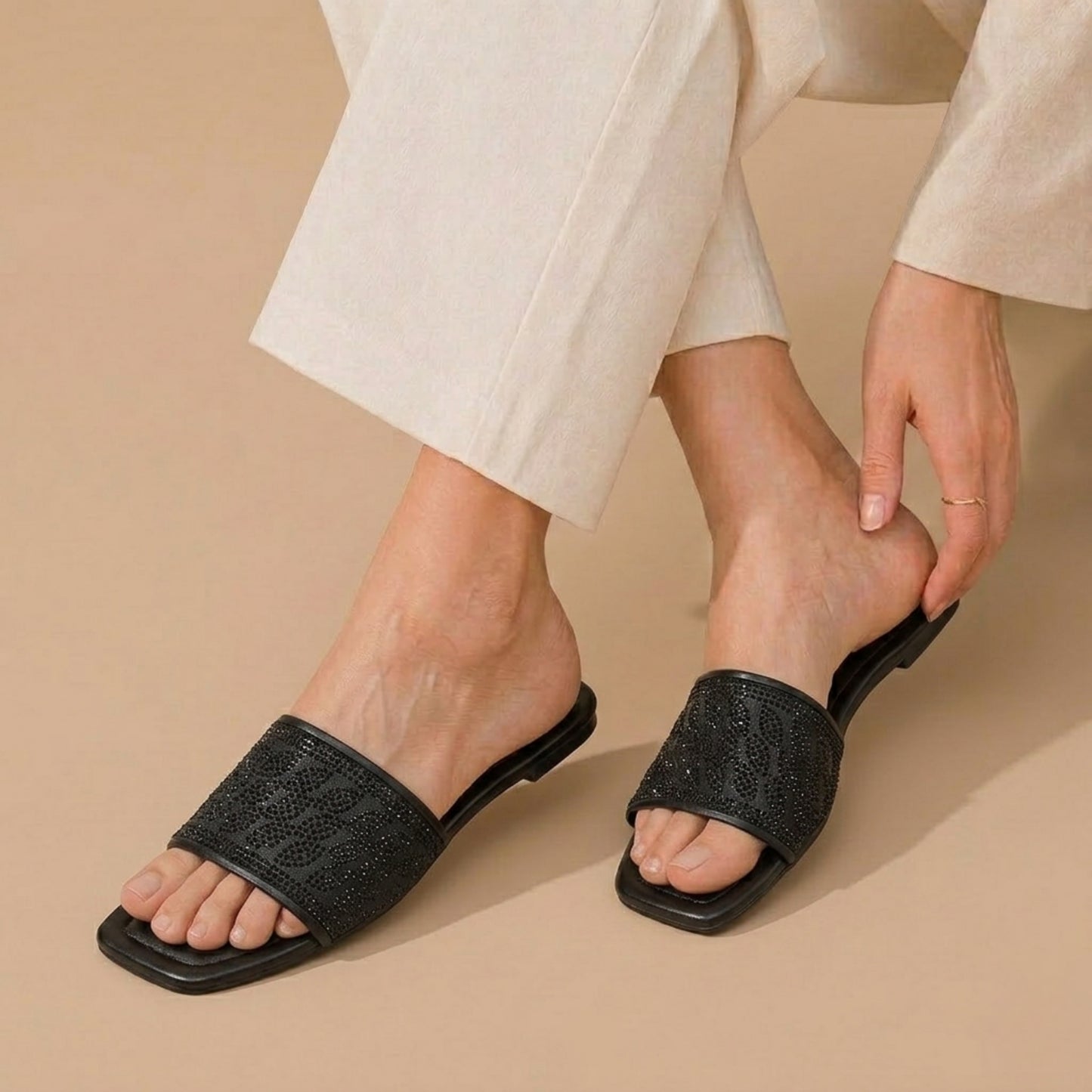 ZARA-BLACK