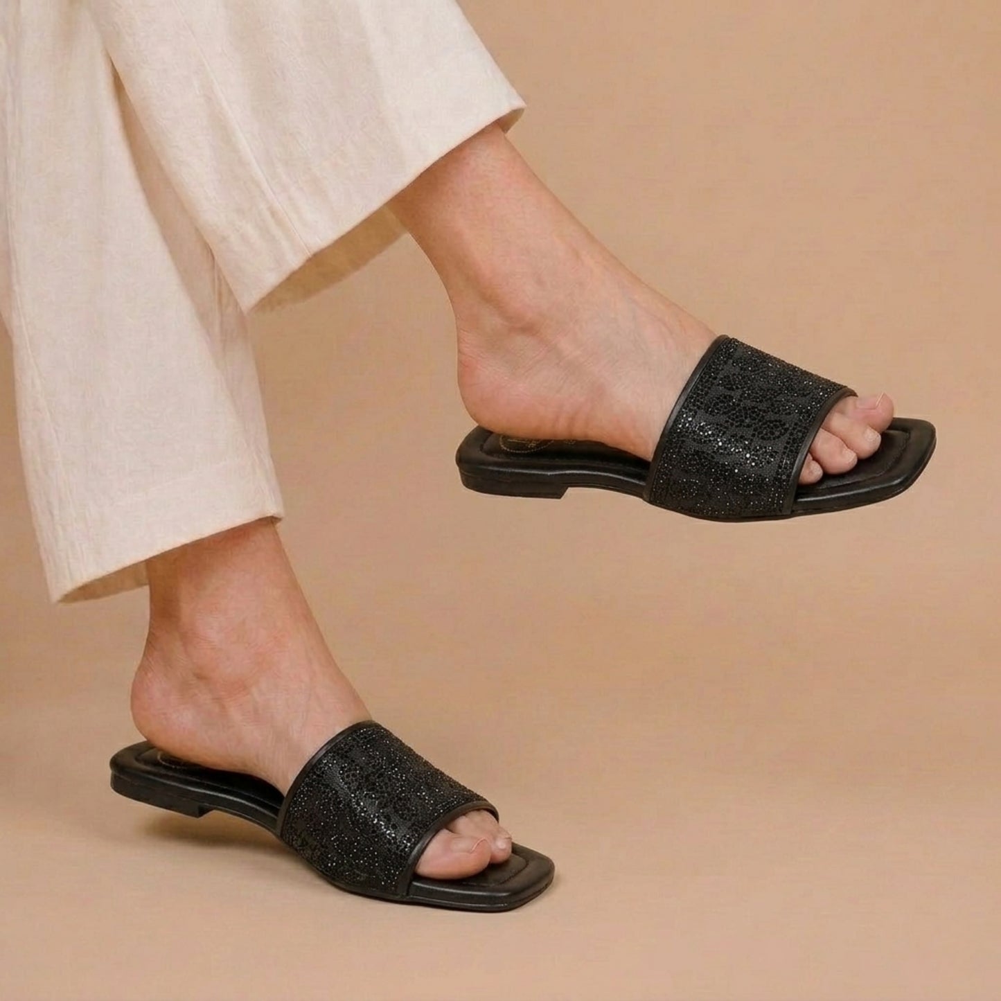 ZARA-BLACK