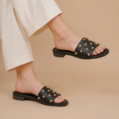 STUD-BLACK