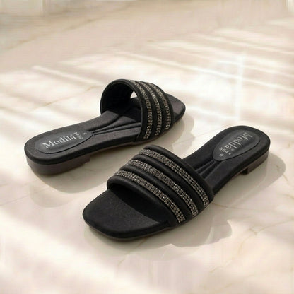 LUSH BLACK
