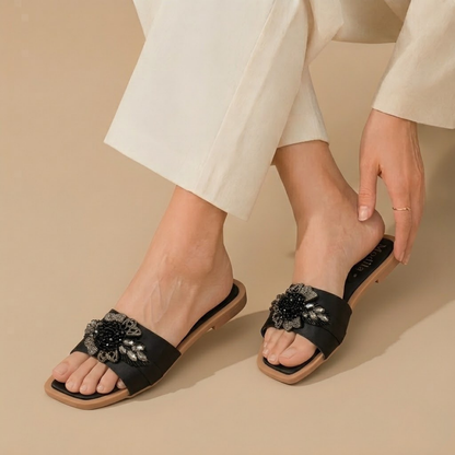FLORA-BLACK