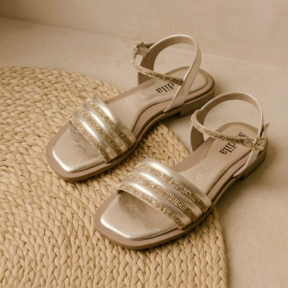Lucia-golden