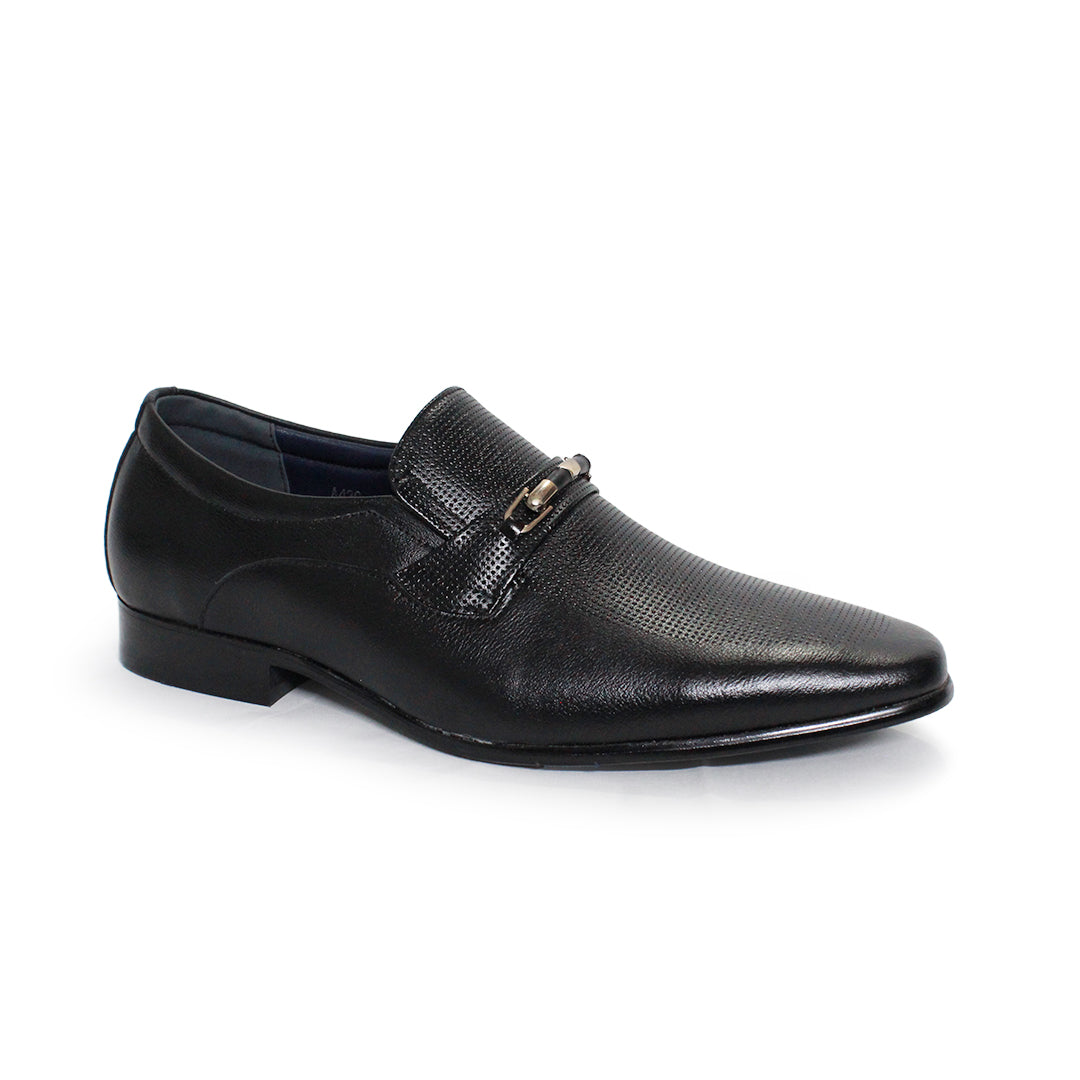 Men’s Textured Buckle Formal Loafers