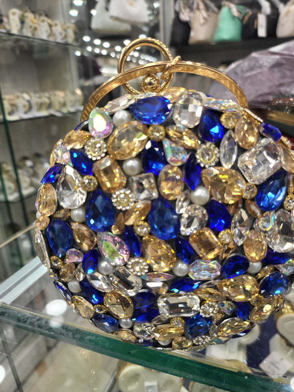 Round shape fancy cluch