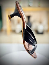 Trendy slipons with french heels